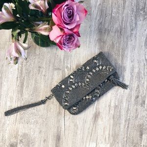 Aldo Clutch